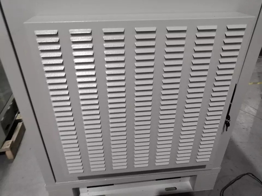 18U Kabinet Komunikasi Luar Ruangan Kandang Logam RAL7035 Pantone 428C