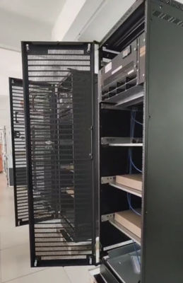 IP20 Custom Made 1000A 2000A 3000A Big Power Plant 3 Phase 380Vac 48Vdc Indoor Telecom Power System Dengan Flatpack2 48/3000HE modul kabinet FPC