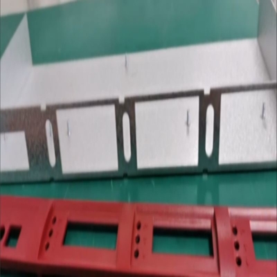 CE+T Power CanDis Rak T302002000 Sebagai Kondisi Baru Tinggi 1U Untuk 19 Inch Cabinet