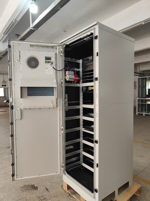 Sistem Tenaga Telekomunikasi Surya Buatan Khusus FP2 48V 36KW+12.8KW T3 Kabinet Telekomunikasi Luar Ruangan Surya