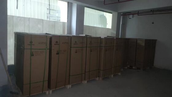 Vertiv NetSure 731 CC2-X2 48V 600A 36kW DC Sistem Daya Kabinet Penyearah Telekomunikasi untuk Stasiun Pangkalan